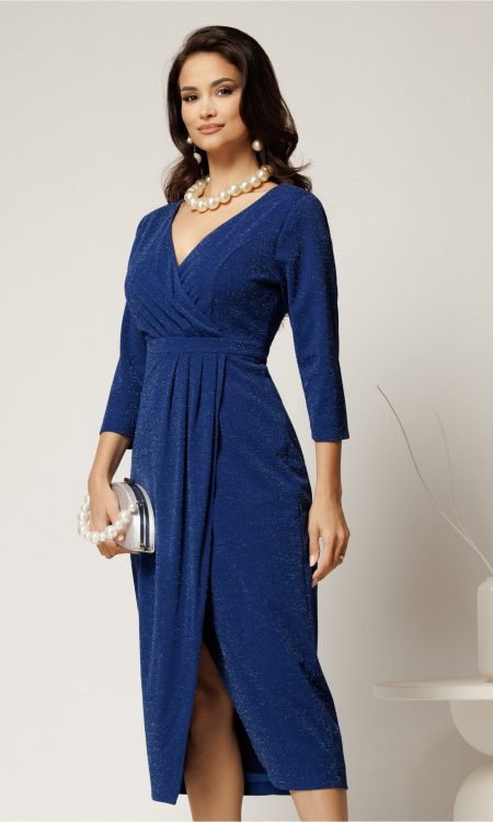 Rochie midi albastra din lurex cu croi conic si fusta petrecuta -Rochie midi din fir lurex cu fronseu pe talie. Are decolteu in V petrecut